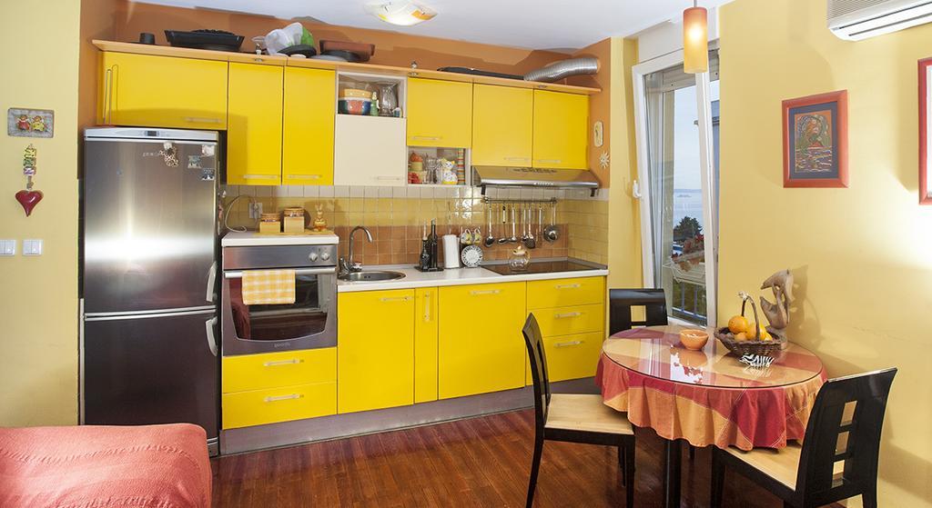 Apartment Sunny Yellow - With Balcony And Parking Place, Split Kamer foto