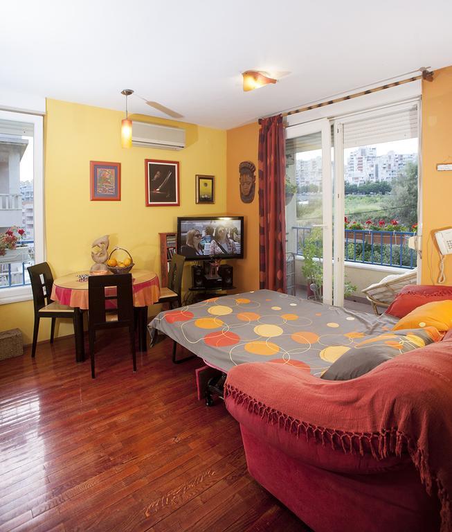 Apartment Sunny Yellow - With Balcony And Parking Place, Split Kamer foto