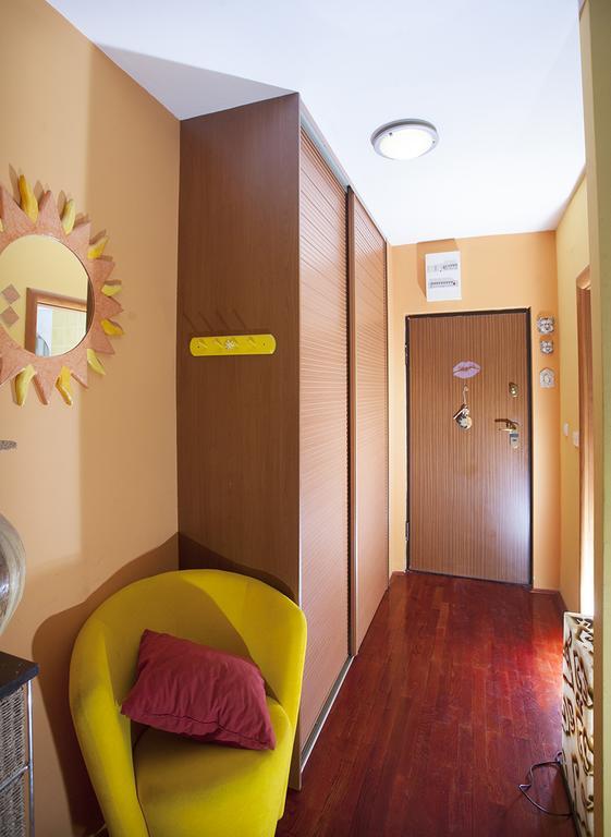 Apartment Sunny Yellow - With Balcony And Parking Place, Split Kamer foto